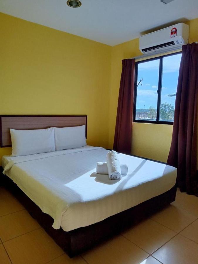Hotel Zamburger Airport Κότα Μπάρου Εξωτερικό φωτογραφία